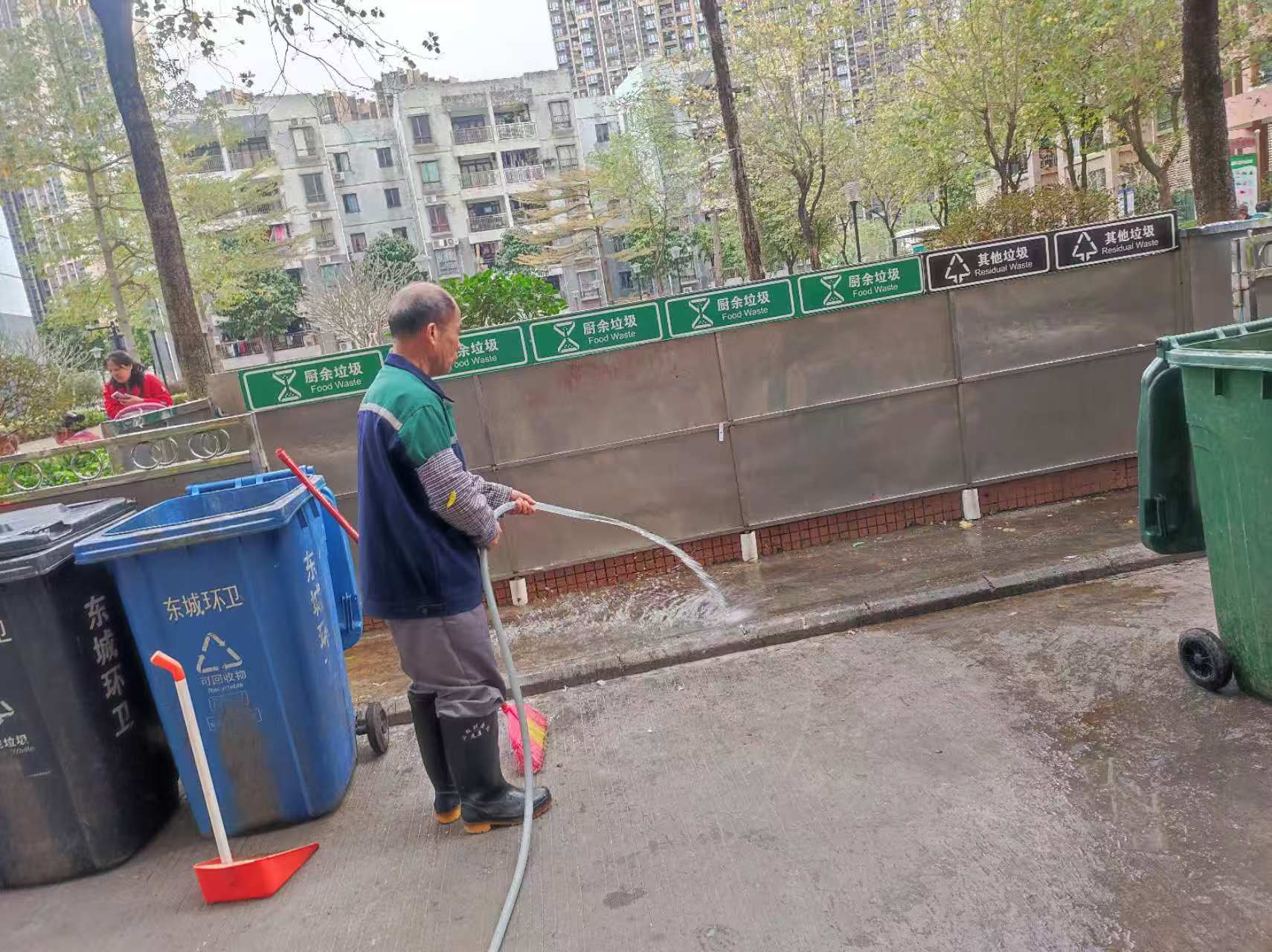 洗平臺，垃圾池2.jpg